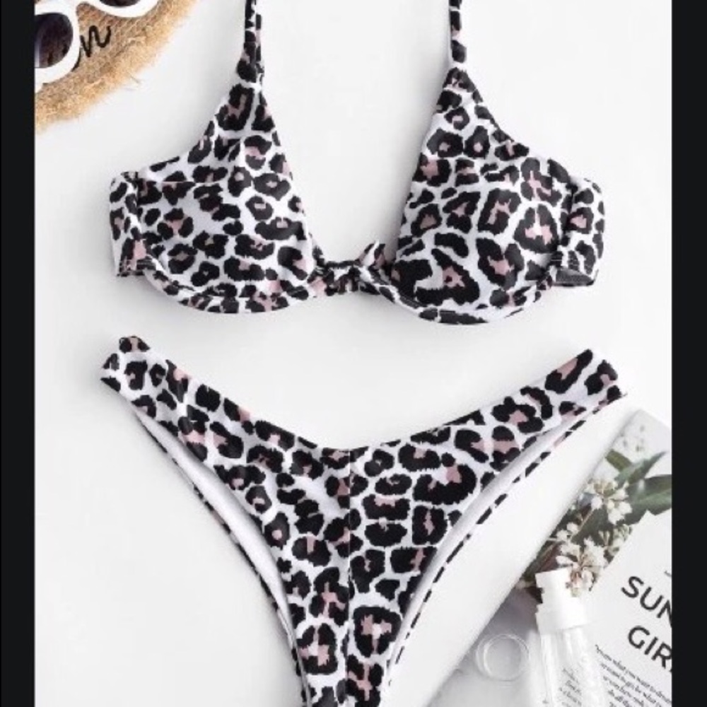 New Zawful cheetah pint bikini